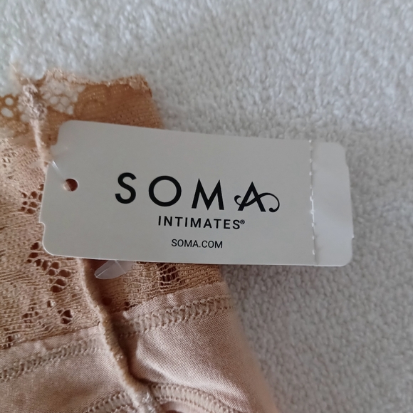 SOMA Embraceable Lace High Leg Beige Panty, size S - Picture 5 of 8